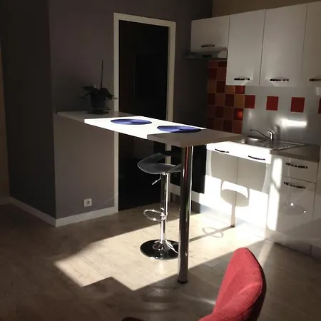 D'hotes Santa Giulia Aparthotel Niort